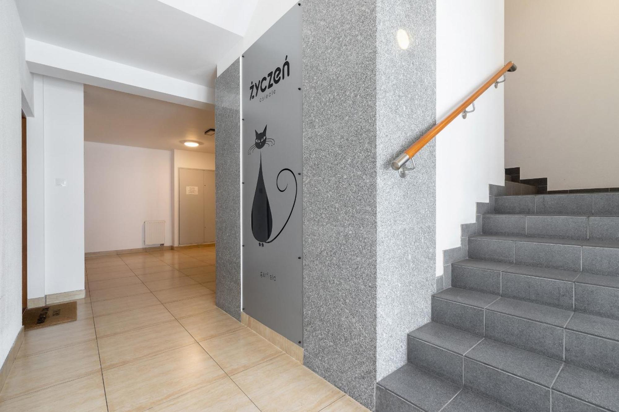 Stawowa With Balcony & Parking Cracow By Renters Appartamento *